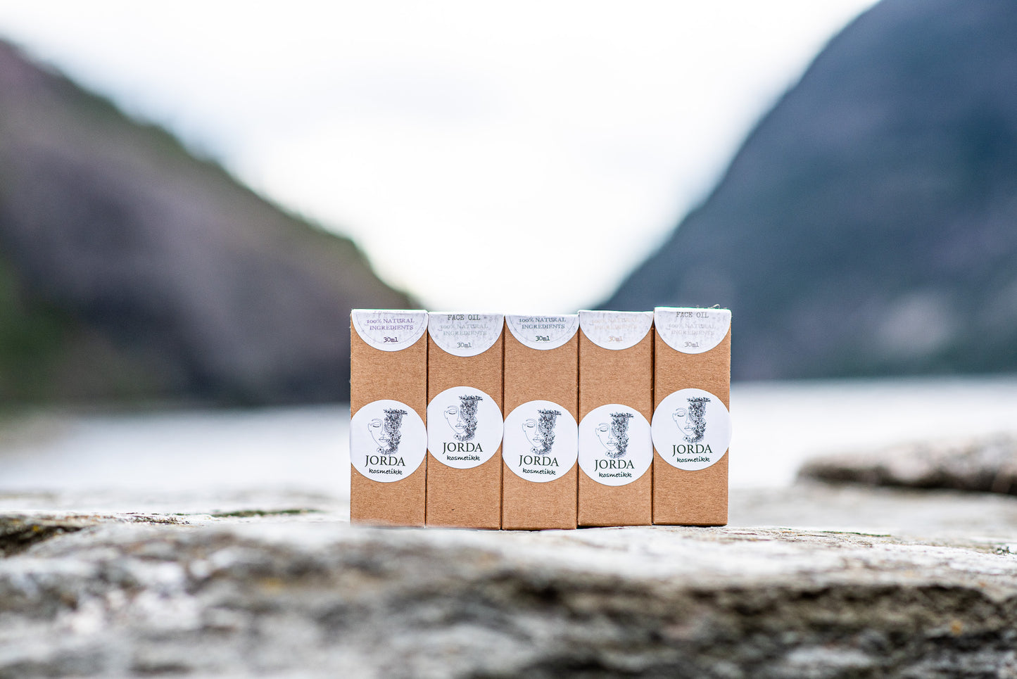 Deeply hydrating and skin smoothing face oil 100% Natural