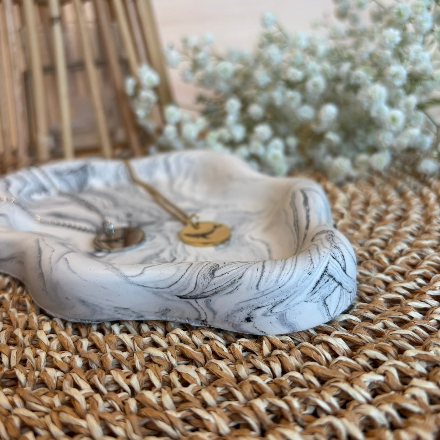 Cloud Tray for jewellery- White and Black marble