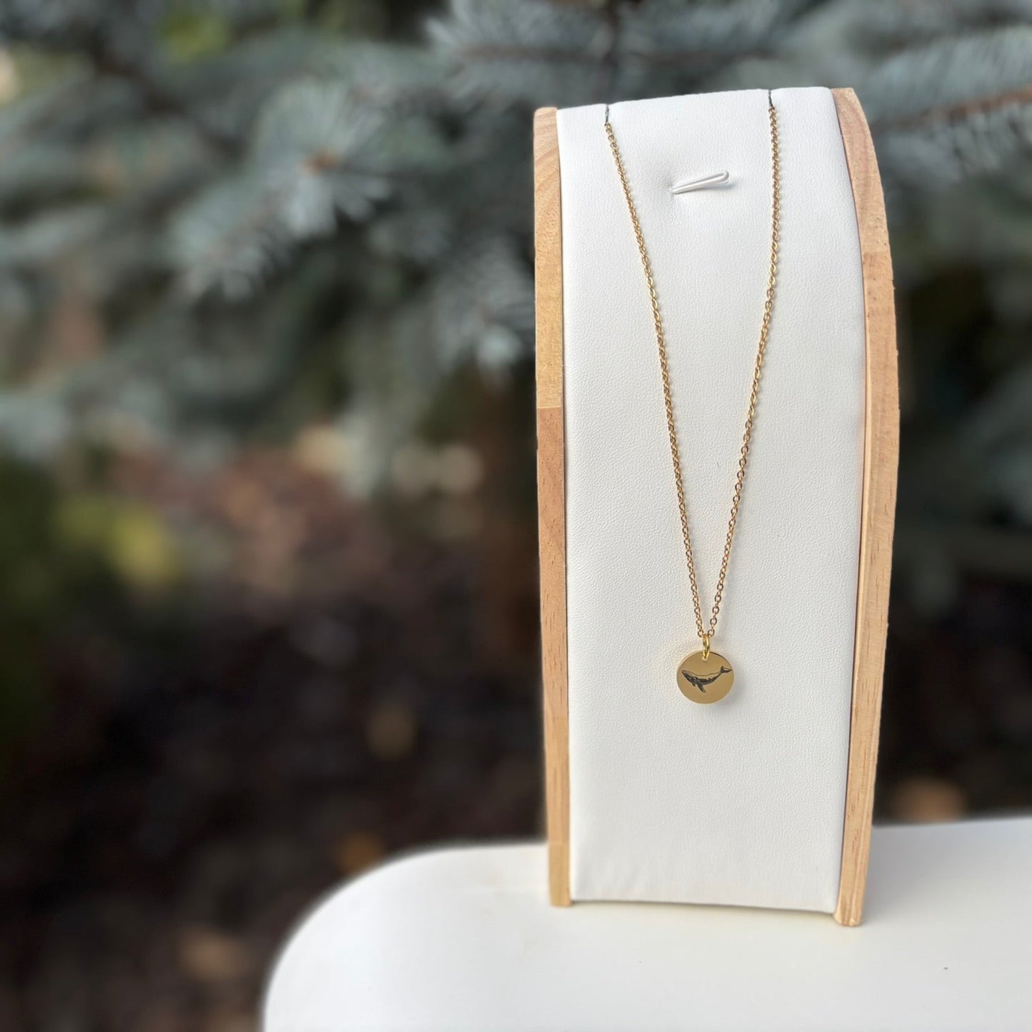Collar de ballena - Acero inoxidable dorado