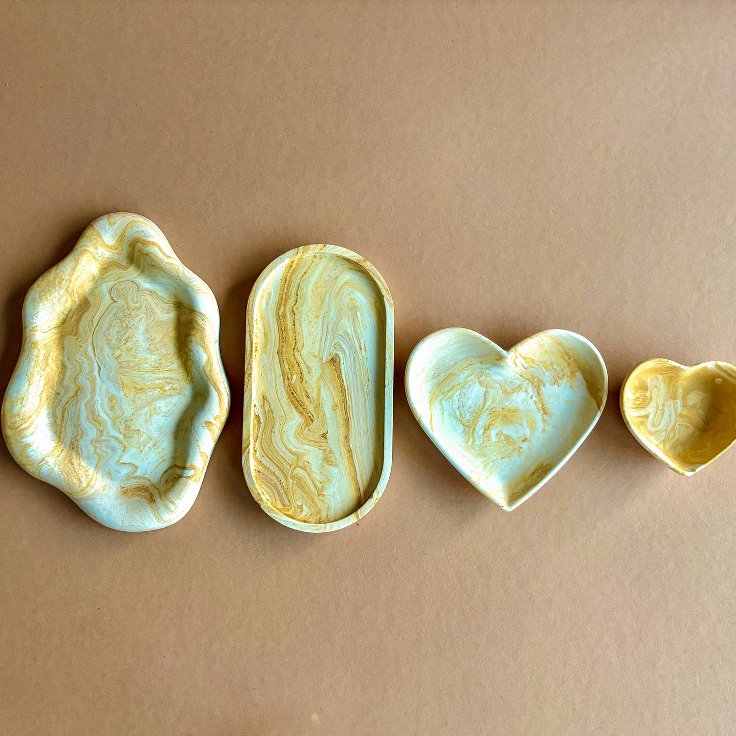 Ovale schaal voor sieraden - Okergeel marmer