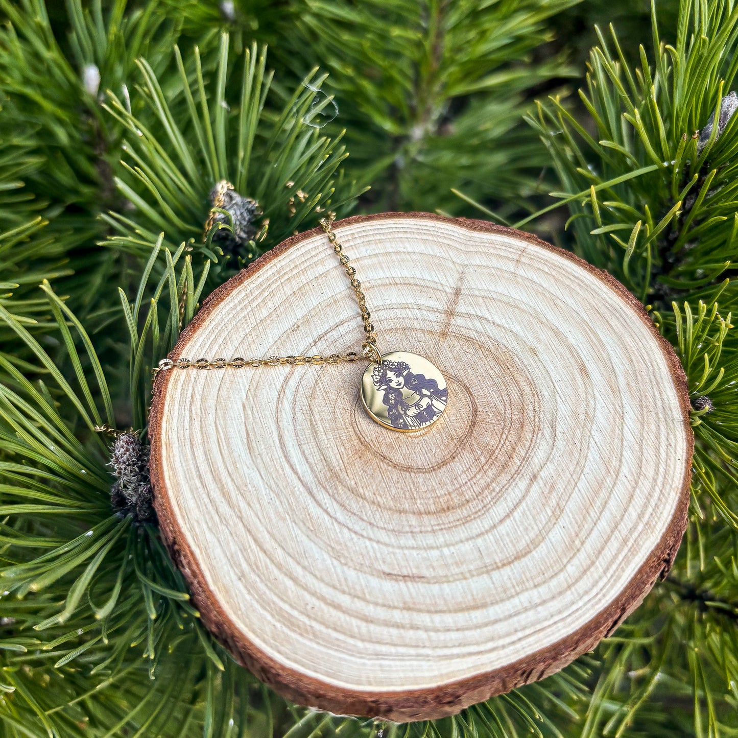 Huldra Halskette aus Edelstahl golden