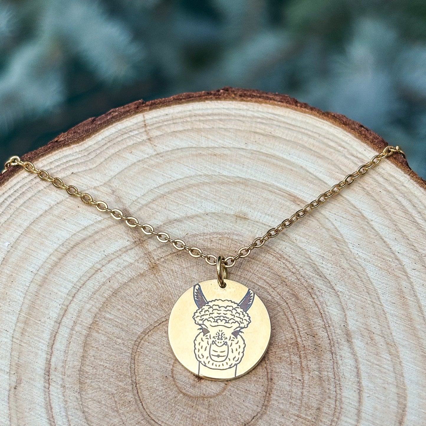 Lamas Kopfkette aus Edelstahl golden