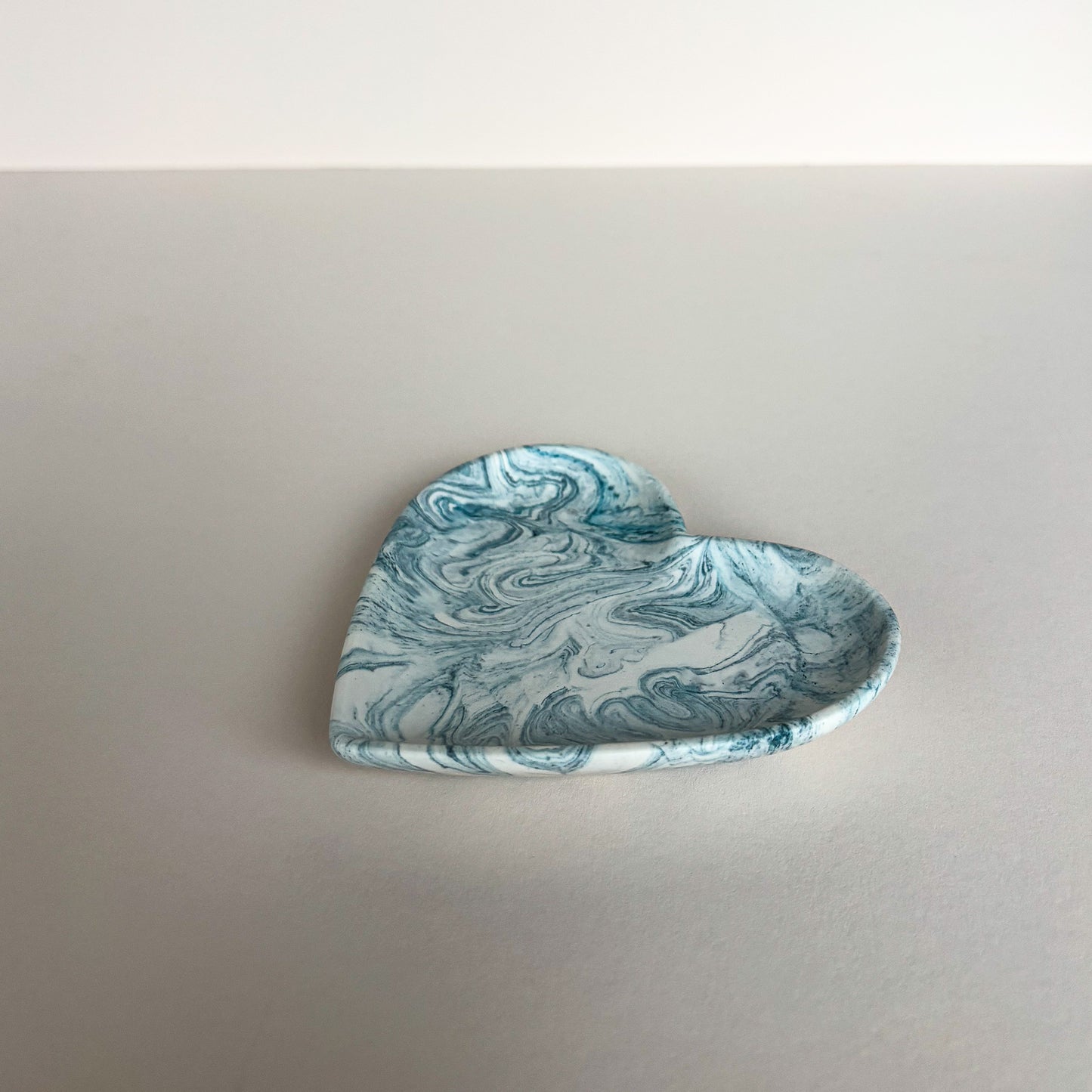 Heart trinket- Teal blue marble