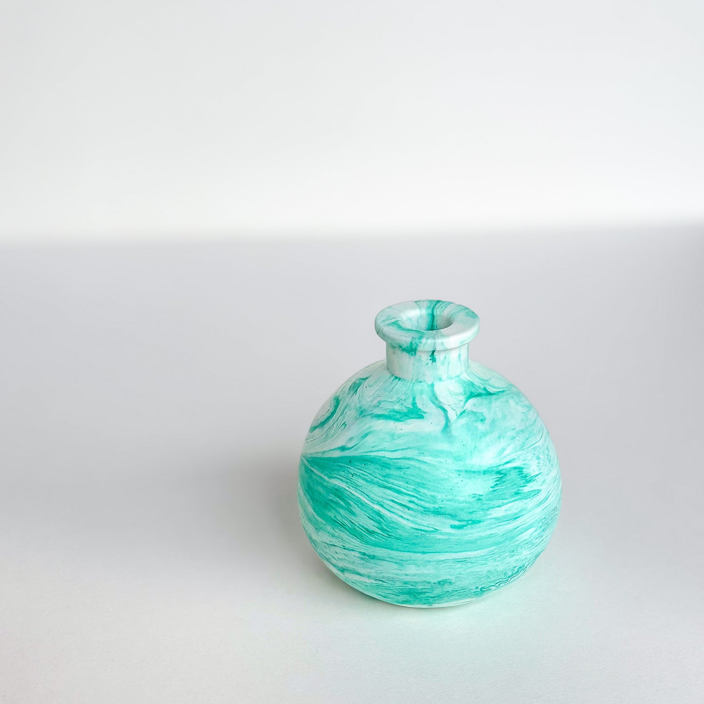 Short vase for dried flowers- Aquamarine marble