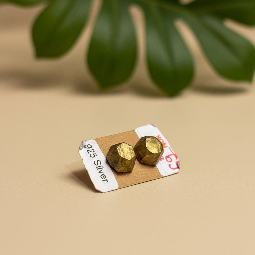 Glitter studs assorted RESIN SALE
