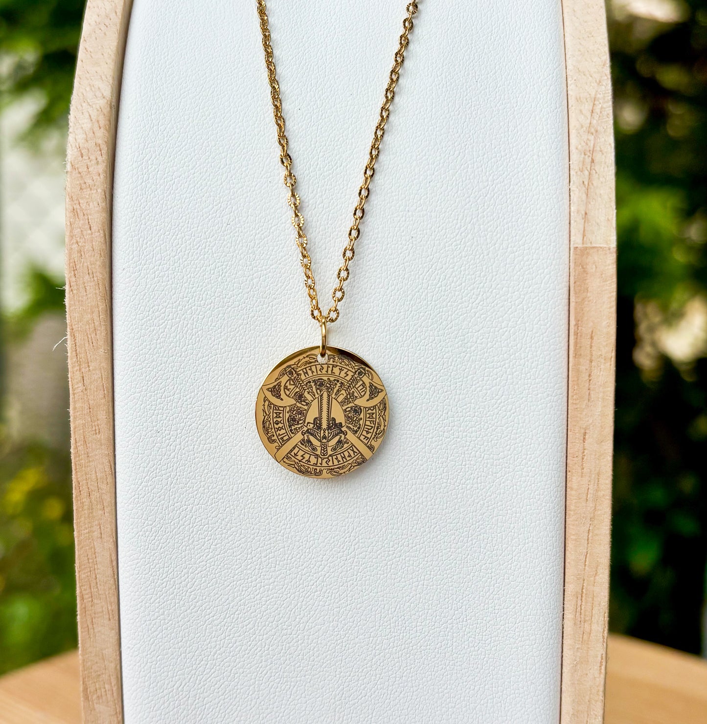 Tribal viking axes with helmet necklace - Stainless steel