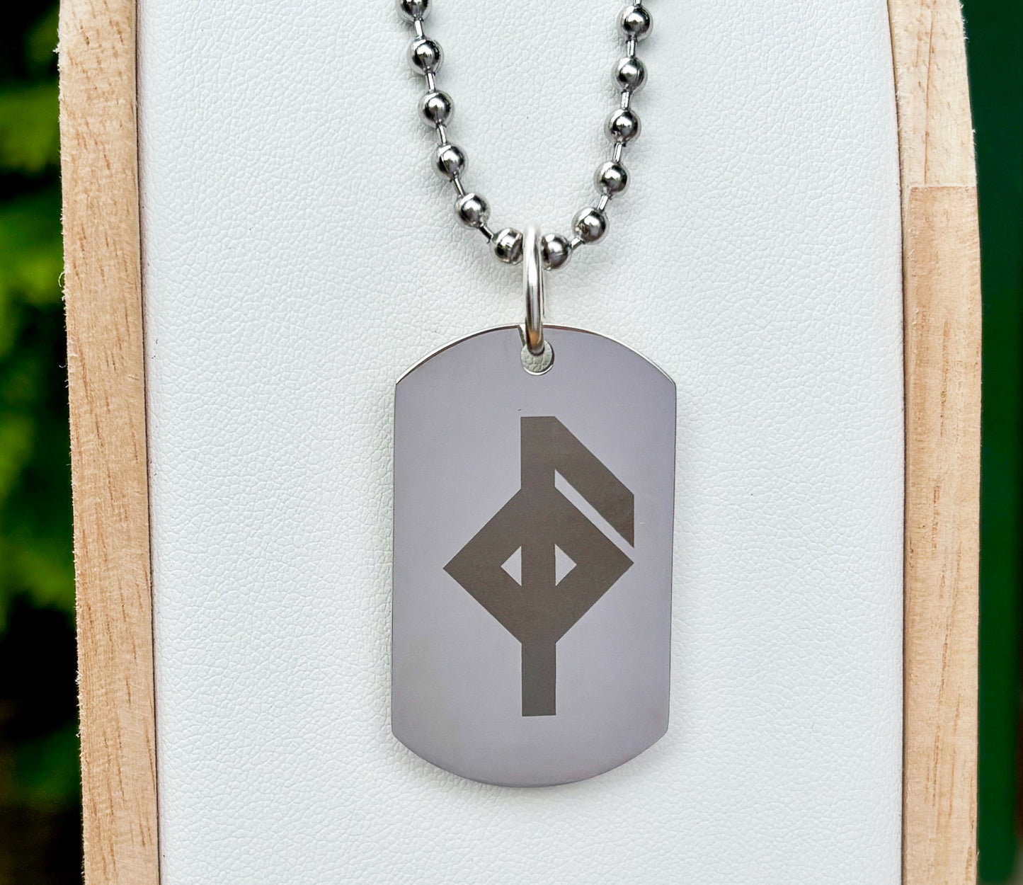 Single rune - health soldier tag necklace - Stainless steel