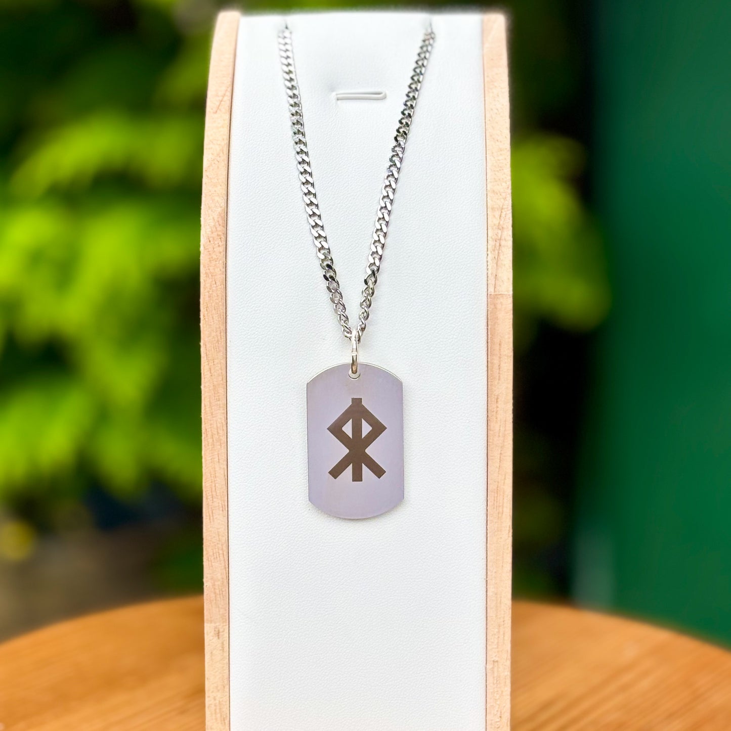 Single rune - courage soldier tag necklace - Stainless steel