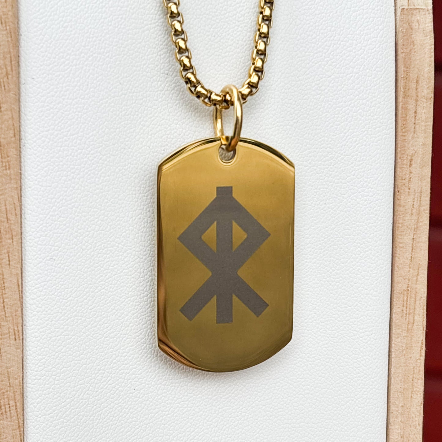 Single rune - courage soldier tag necklace - Stainless steel