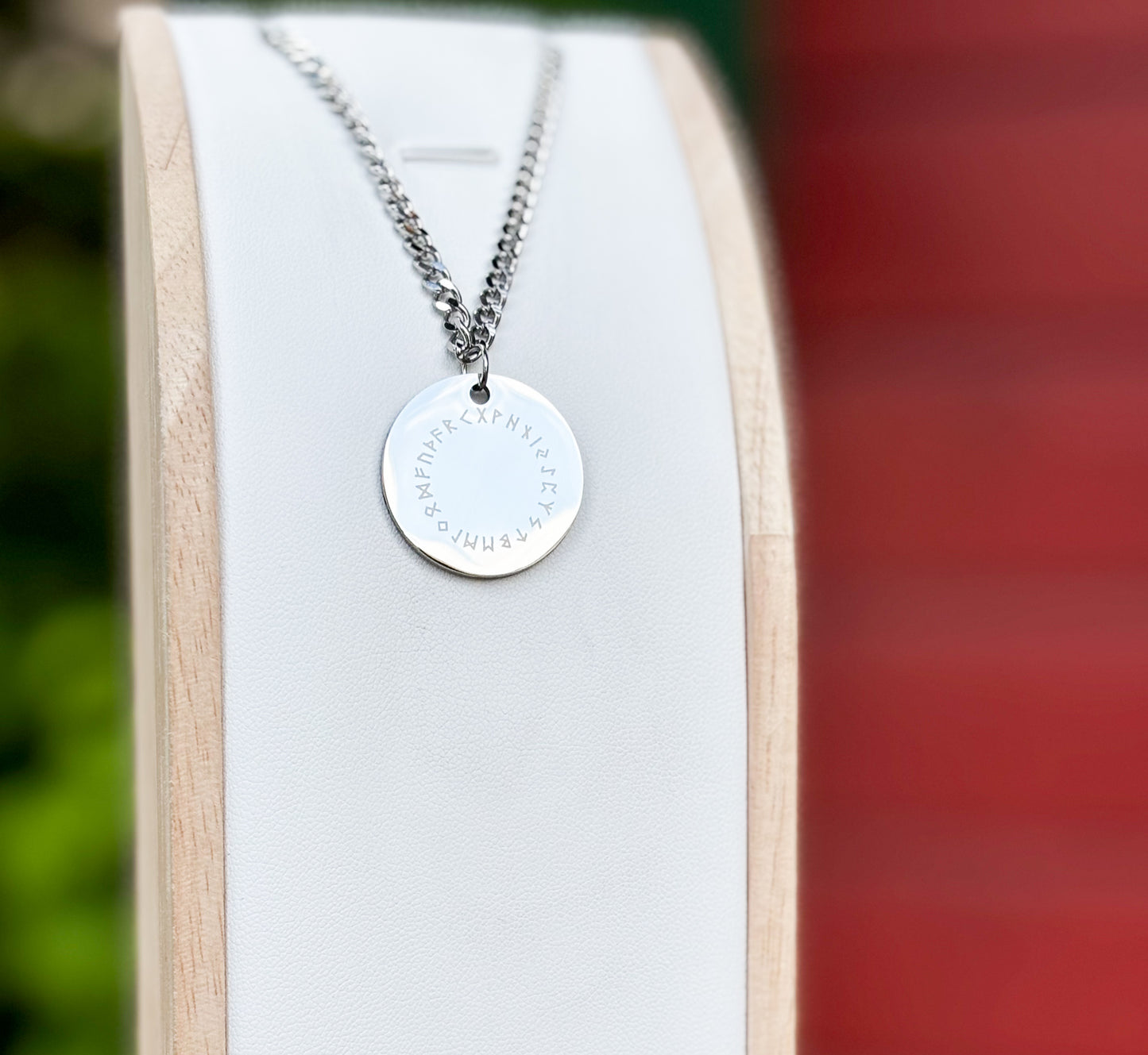 Runes going in a circle necklace large - Stainless steel