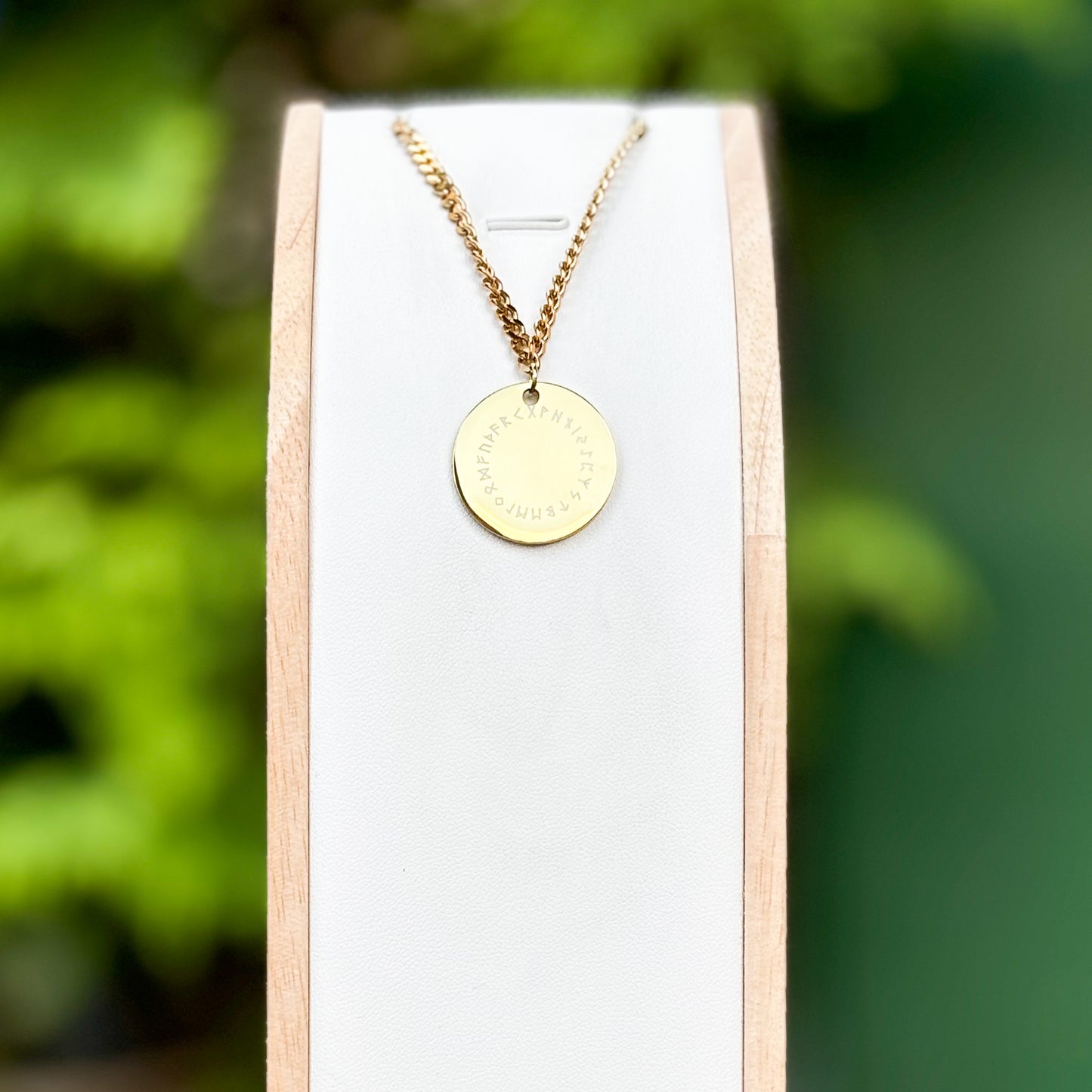 Runes going in a circle necklace large - Stainless steel