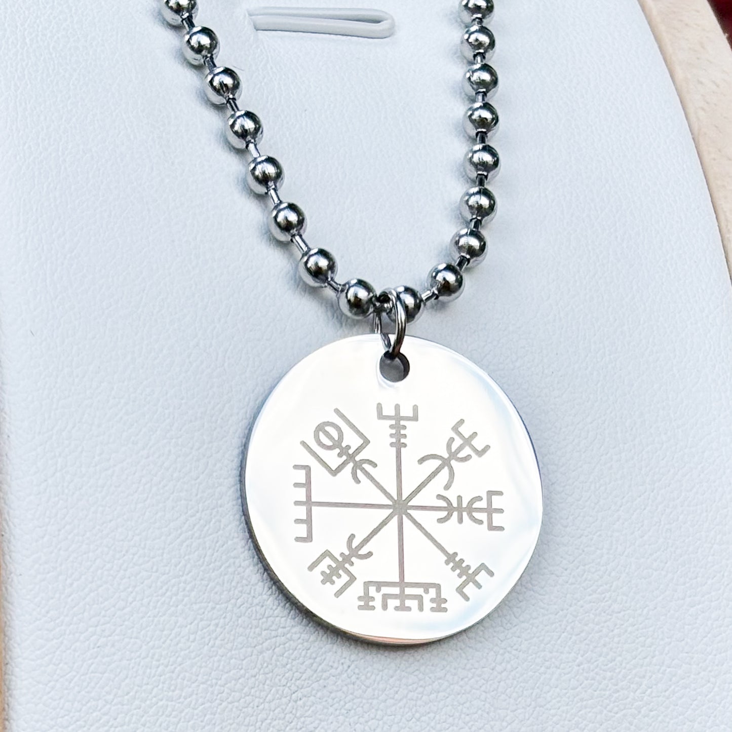 Vegvisir- Viking compass necklace large - Stainless steel