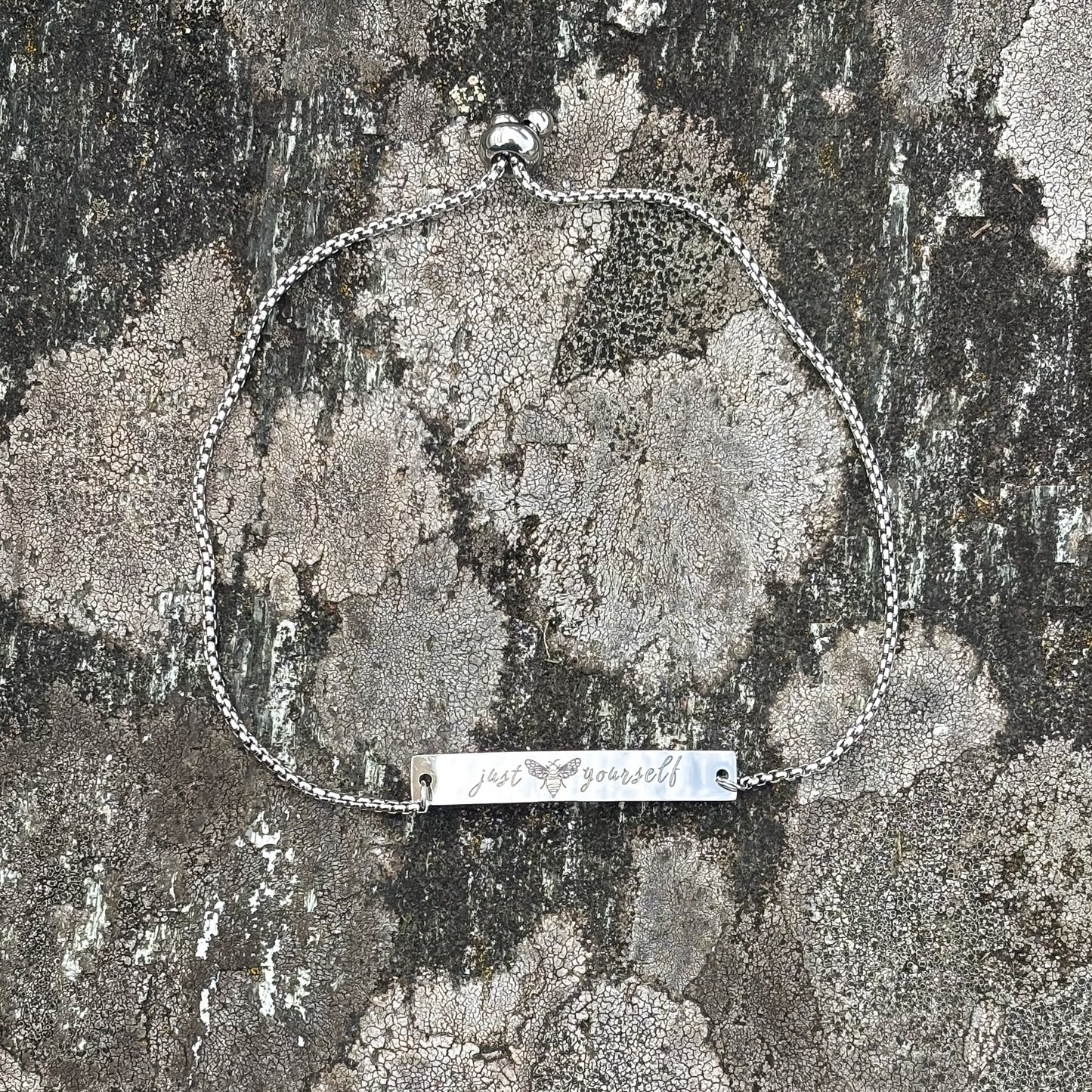 Just bee yourself on curved bar 39x6mm Silver SS chain