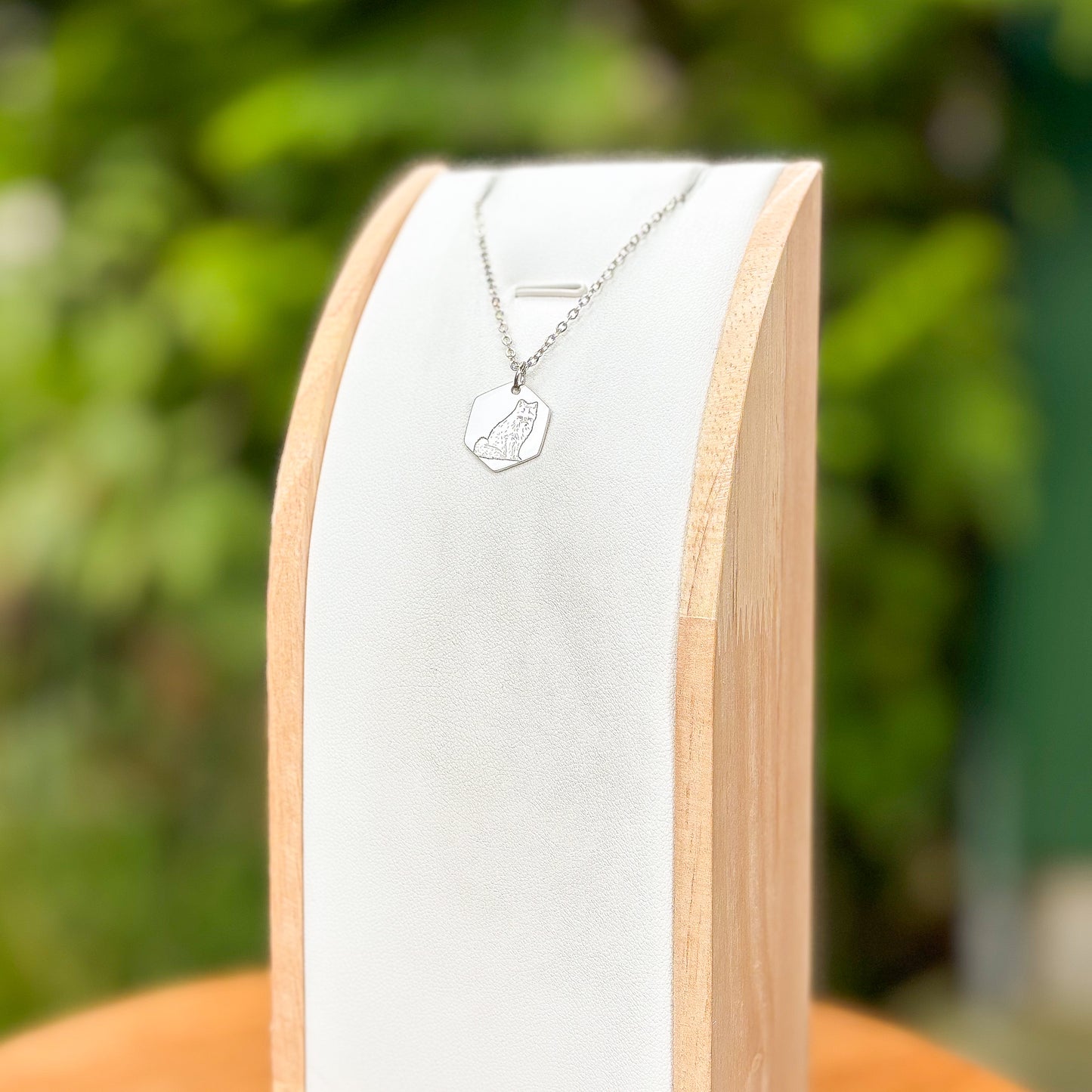 Arctic fox necklace - stainless steel