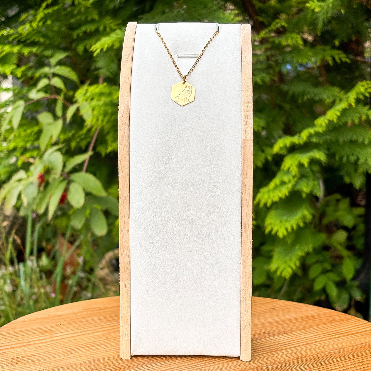 Arctic fox necklace - stainless steel