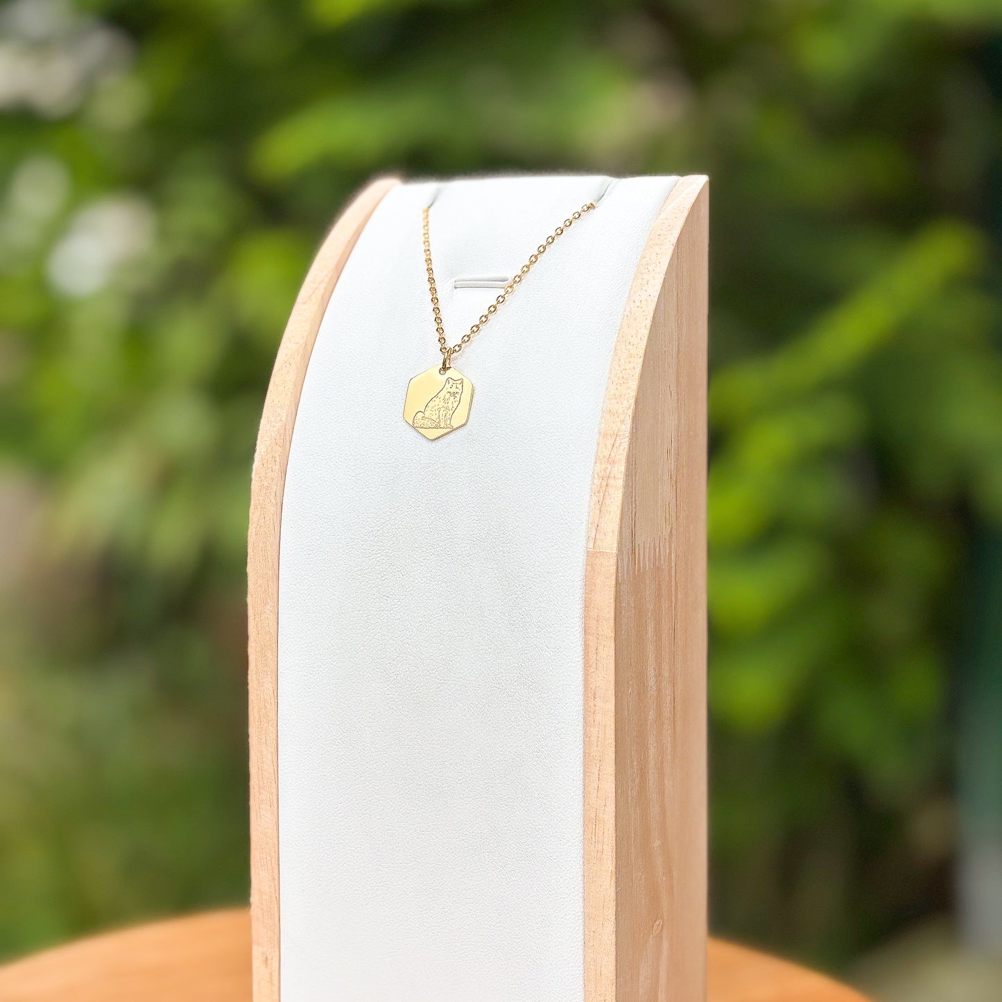 Arctic fox necklace - stainless steel