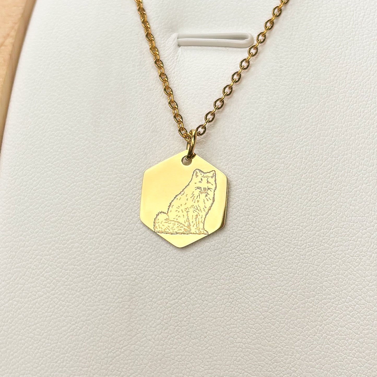 Arctic fox necklace - stainless steel