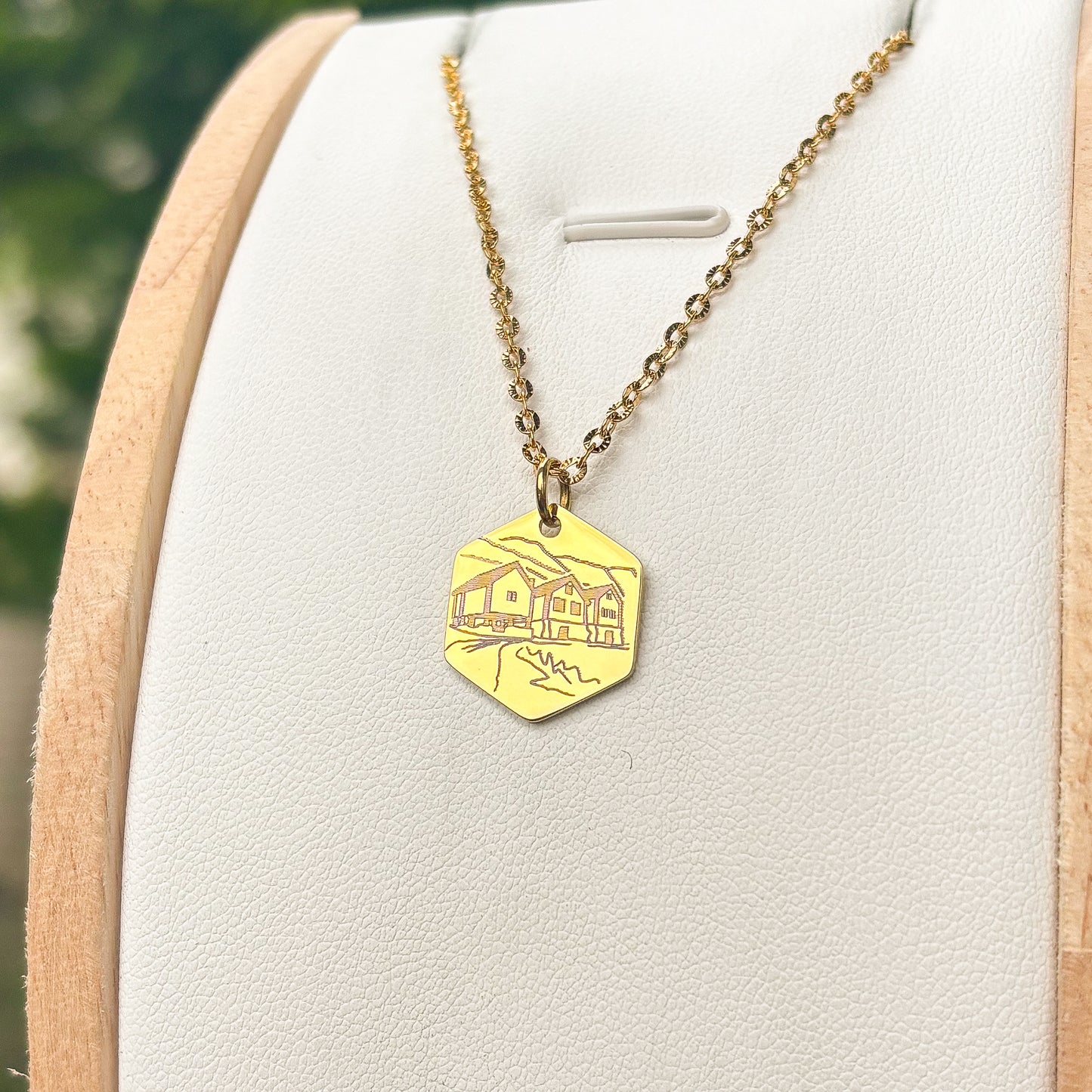 Otternes farm from the side necklace - Stainless Steel
