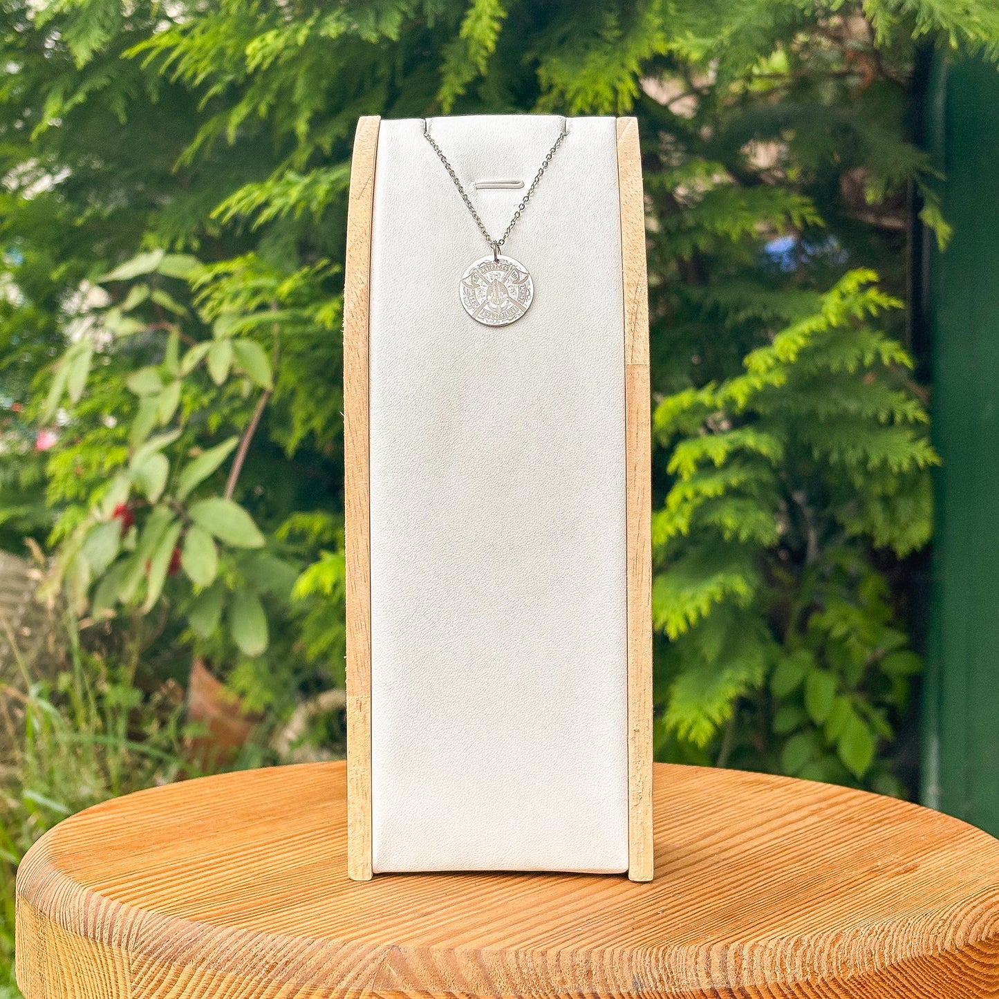 Tribal viking axes with helmet necklace - Stainless steel