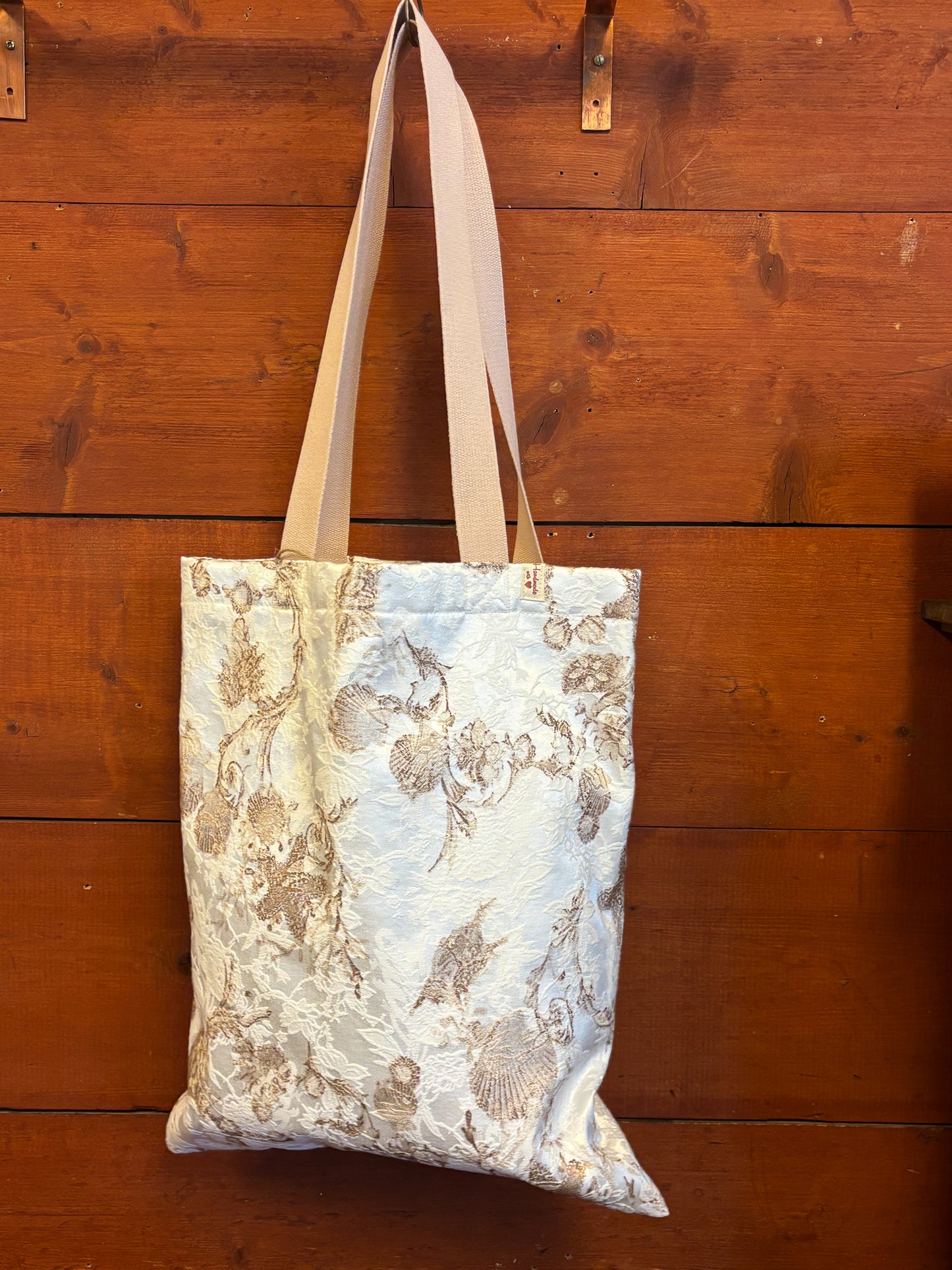 Shells and starfish silk tote hand bag