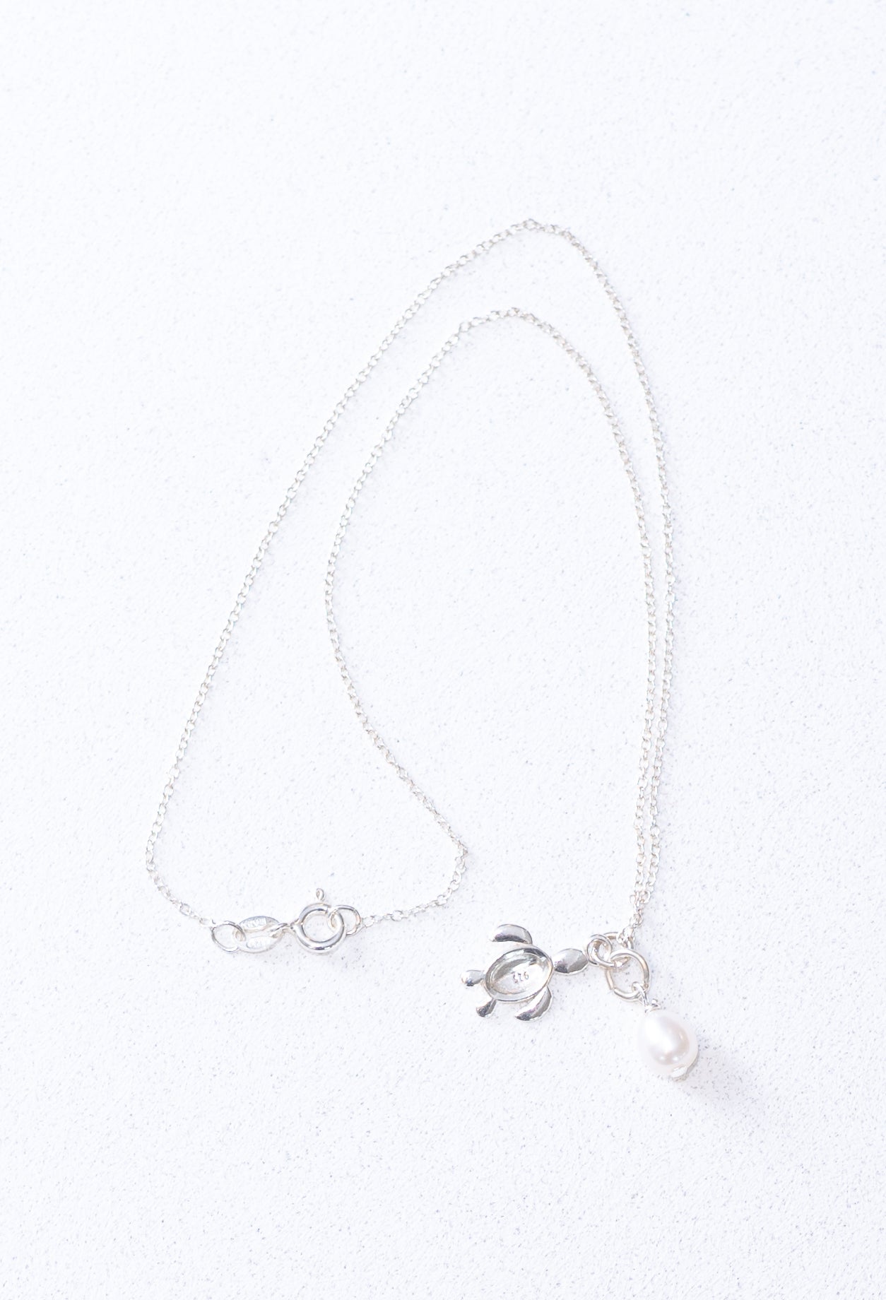 Zoetwaterparel druppel en schildpad bedel ketting