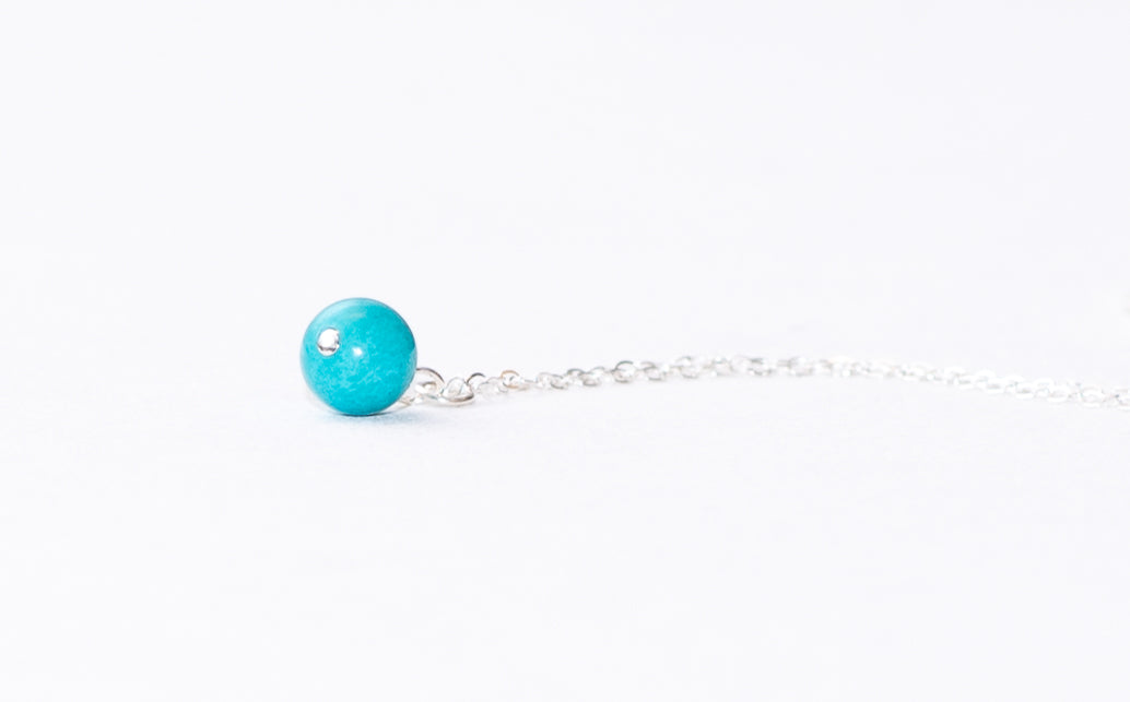 Collar de cuentas de piedra turquesa