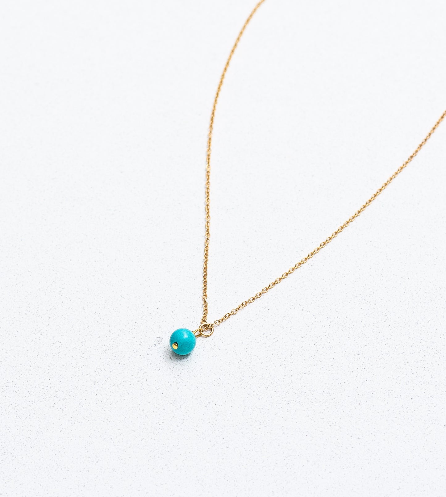 Collar de cuentas de piedra turquesa