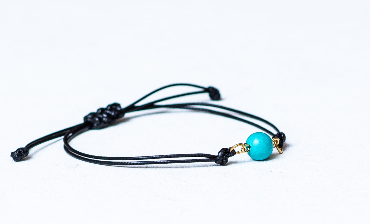 Turquoise stone bead bracelet