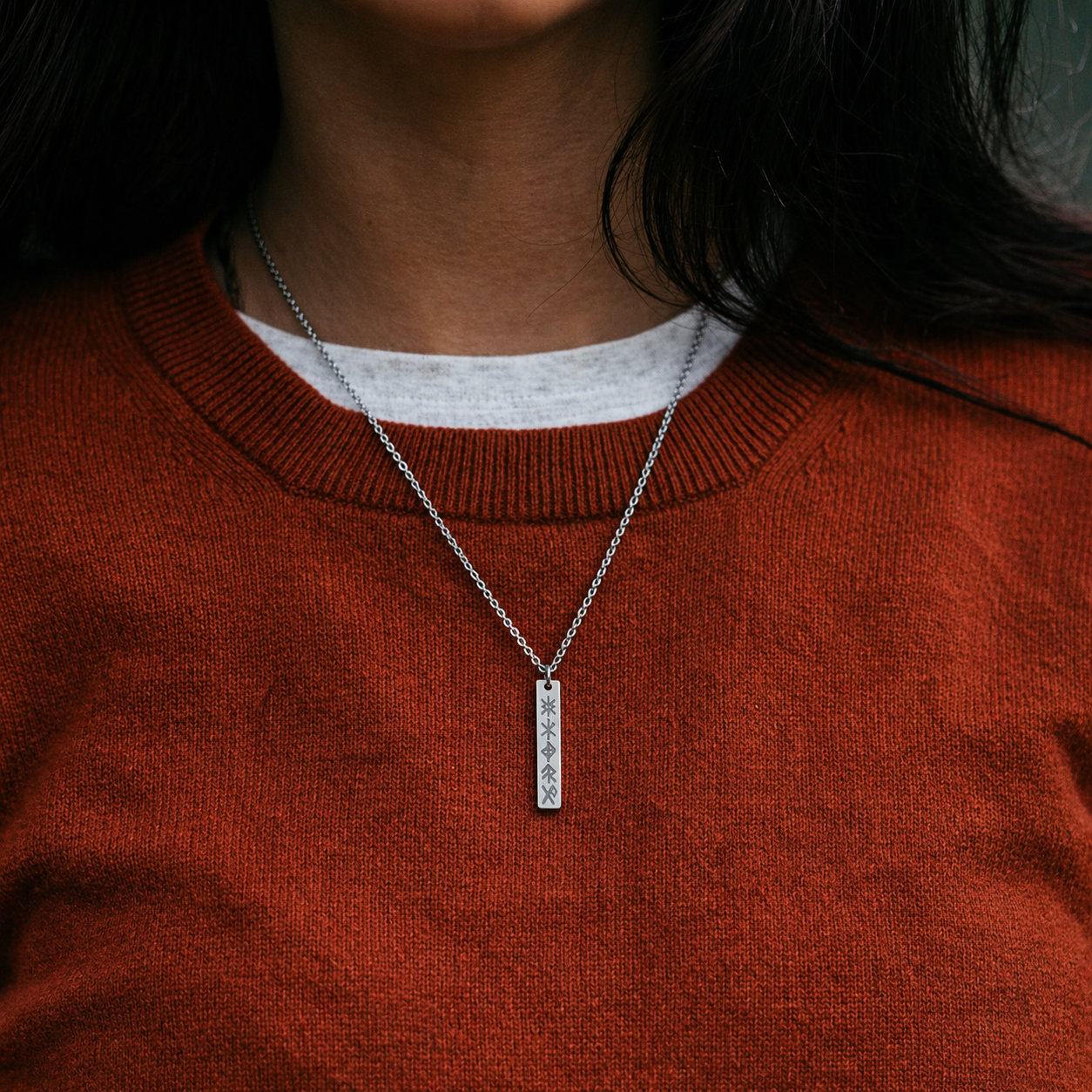 5 rune symbols on vertical bar necklace - Stainless steel