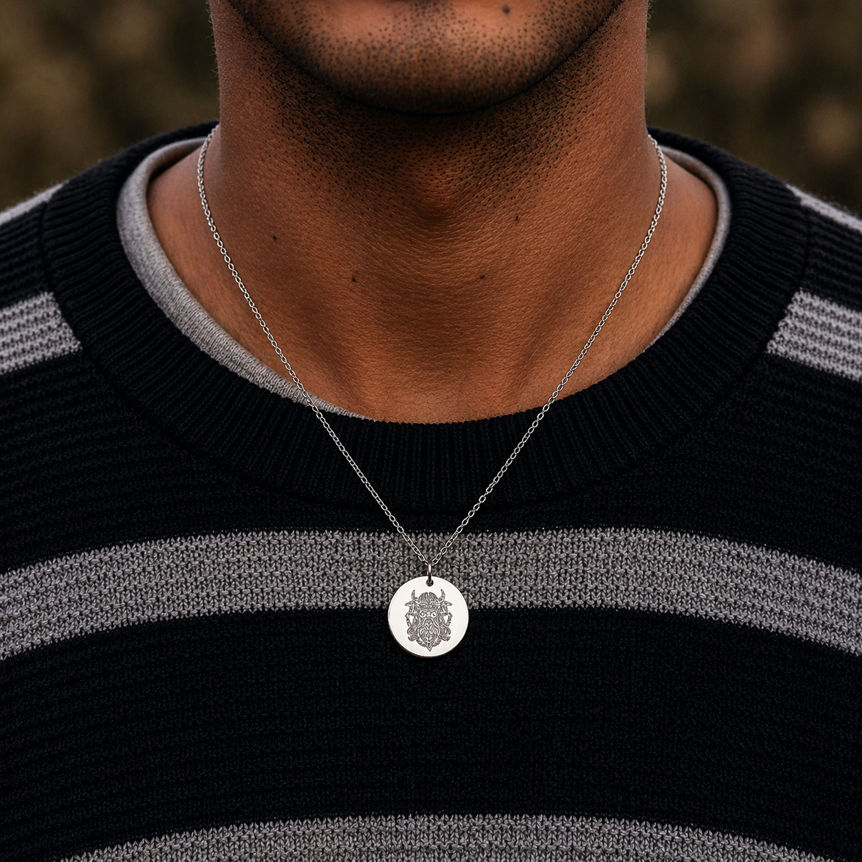 Odin with two ravens Huginn&Muninn necklace 19mm - Stainless steel