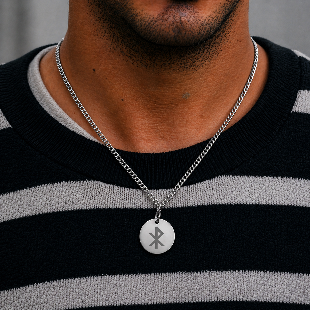 Single rune- Love 25mm round on 50cm thick chain Stainless steel