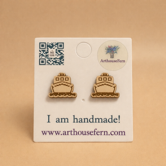 Cruises front view natural 9.5x9.5mm wooden studs 925 silver back