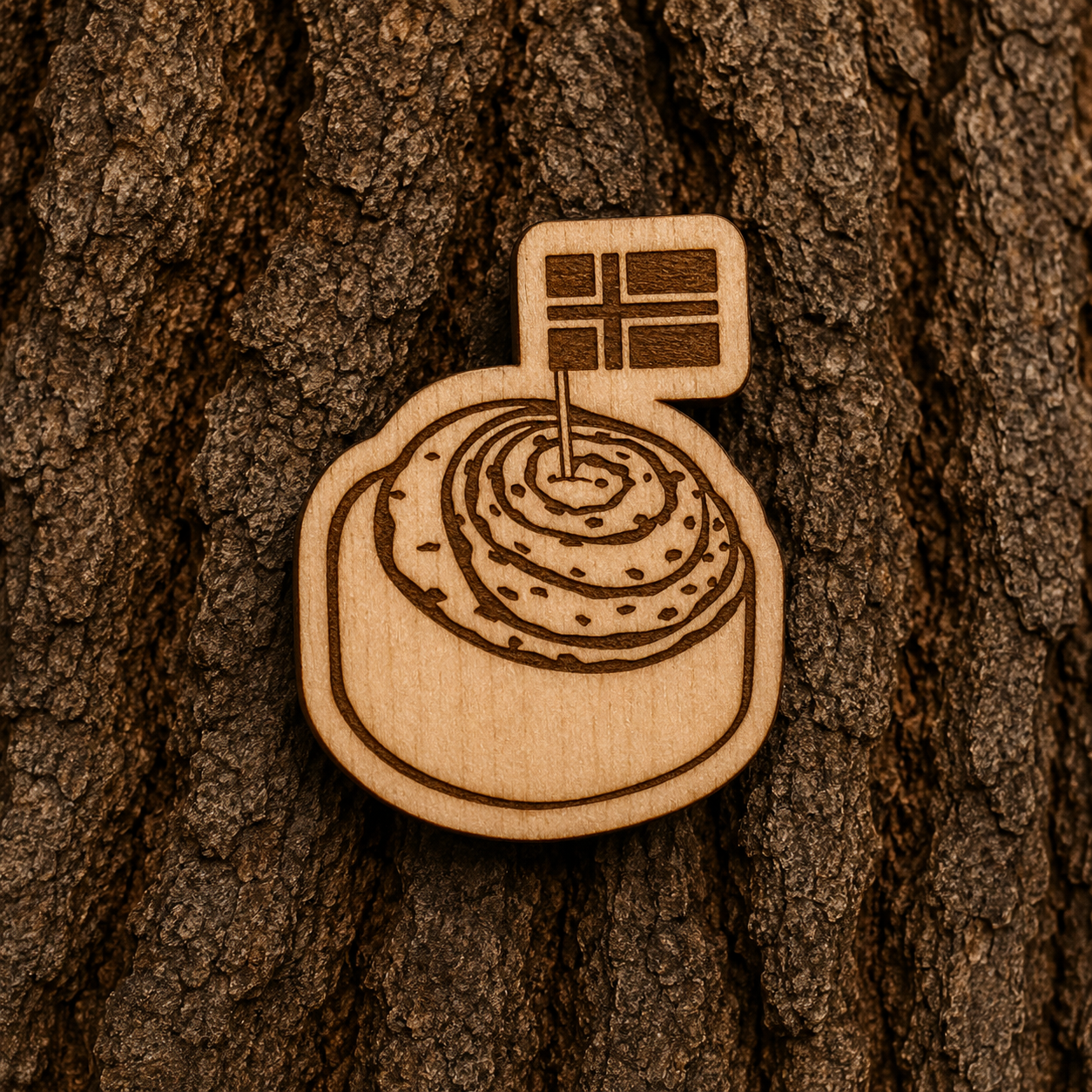 Cinnamon roll 29x22mm pin