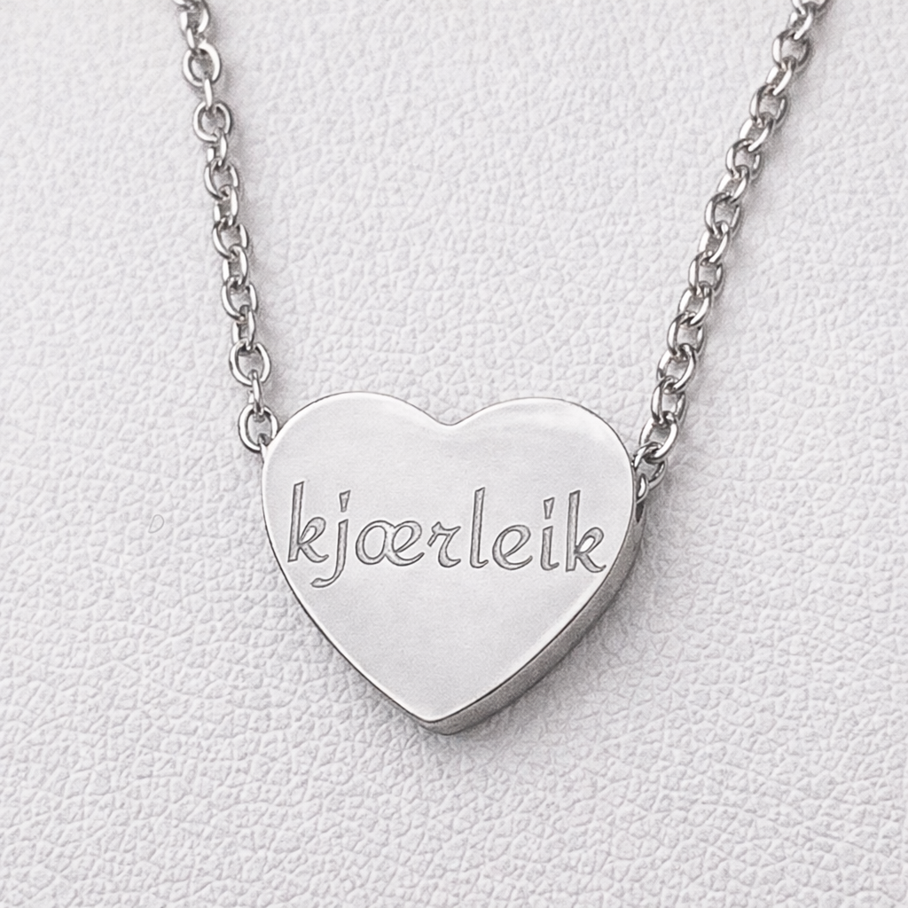 Kjaerleik - love on heart necklace- Stainless Steel