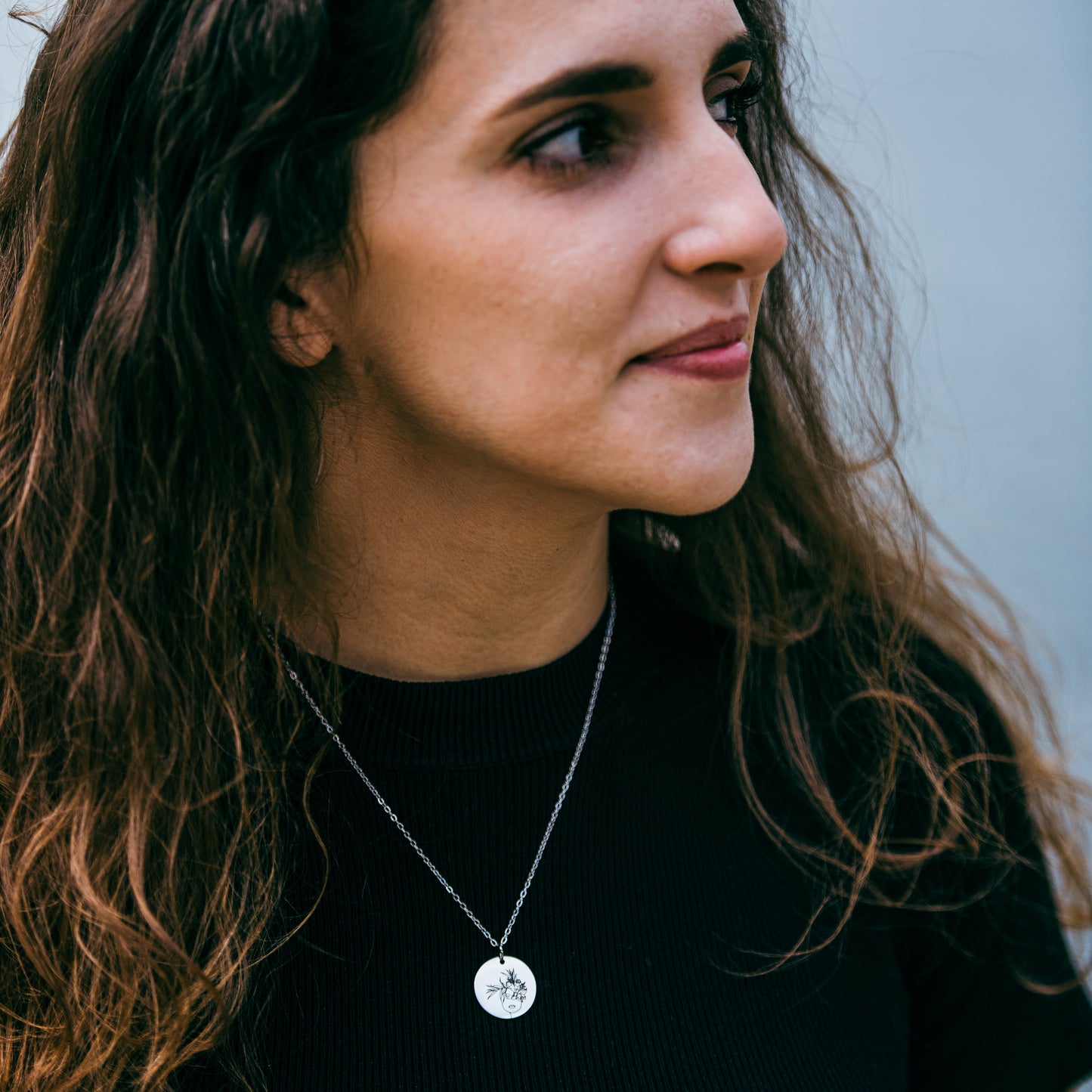 Head with flowers growing out necklace - Stainless Steel