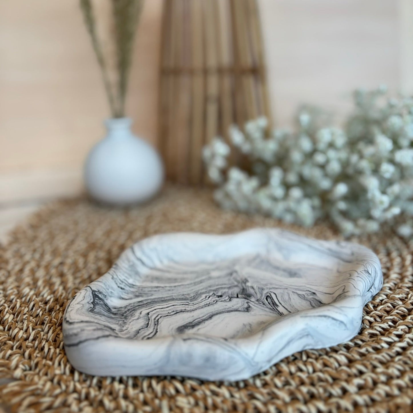 Cloud Tray for jewellery- White and Black marble