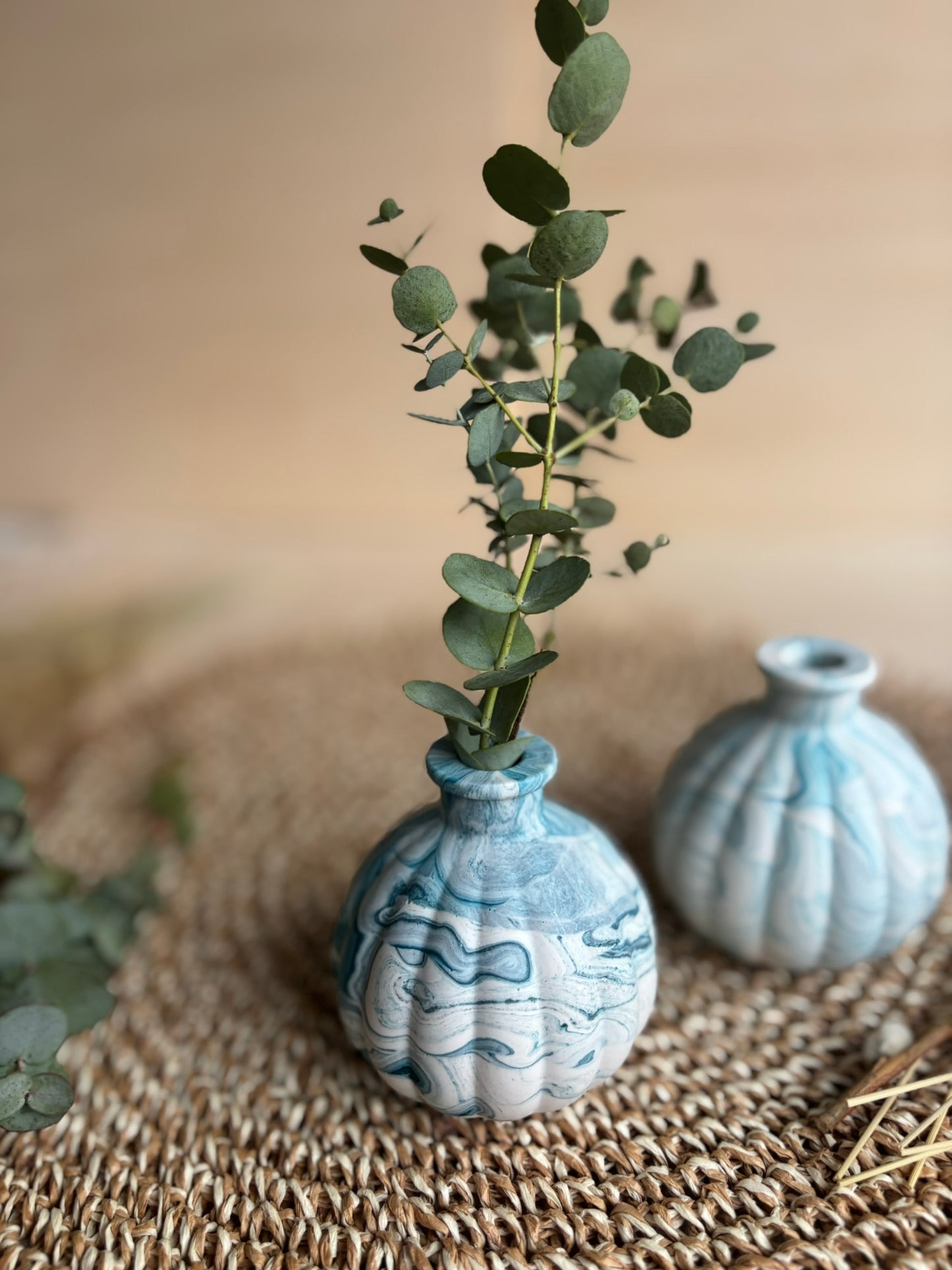 Short vase for dried flowers- Teal blue marble