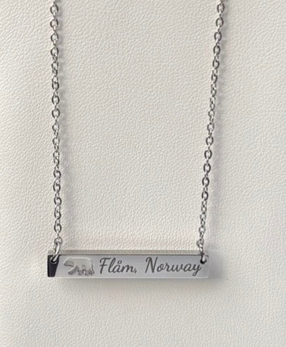 Flåm bar necklace with polar bear- Stainless Steel