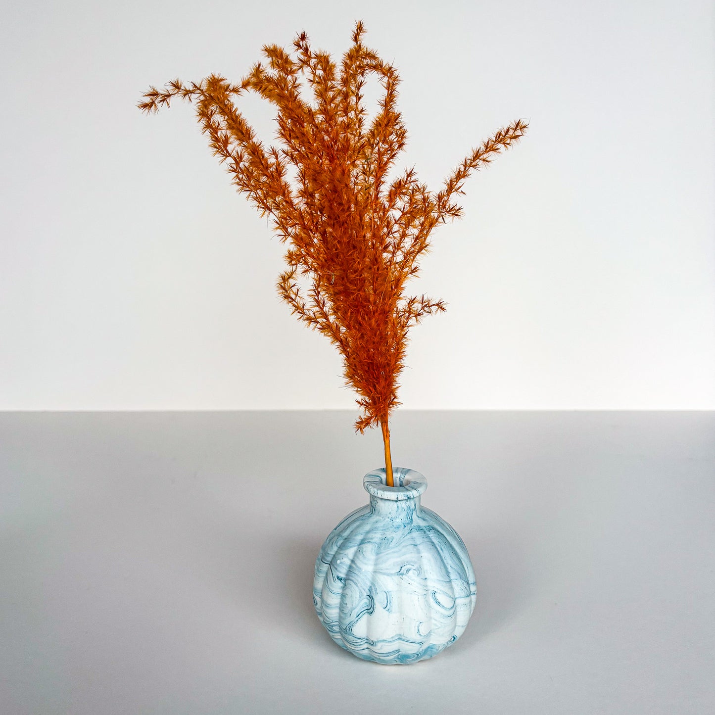Short vase for dried flowers- Teal blue marble