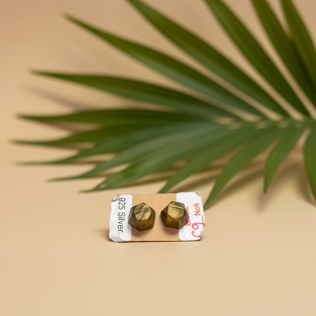 Glitter studs assorted RESIN SALE