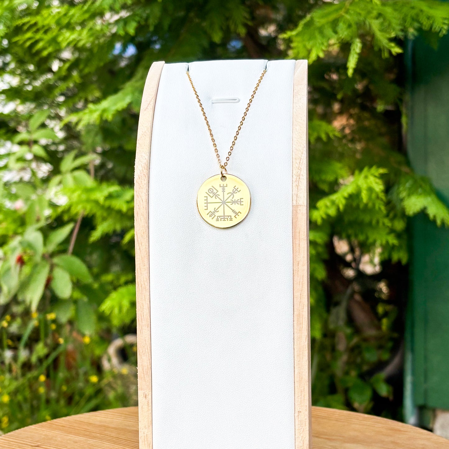 Vegvisir- Viking compass 19mm round necklace - Stainless steel