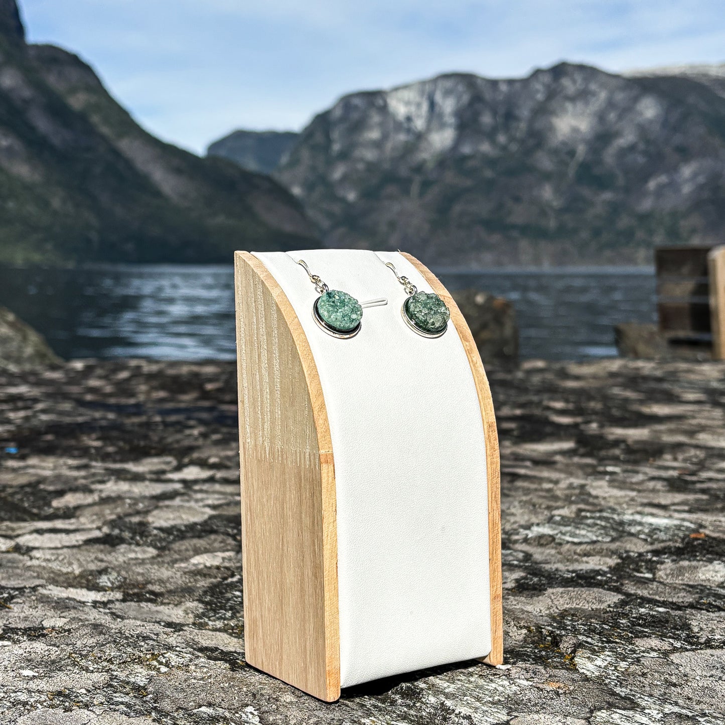 Agate druzy green 16mm earrings