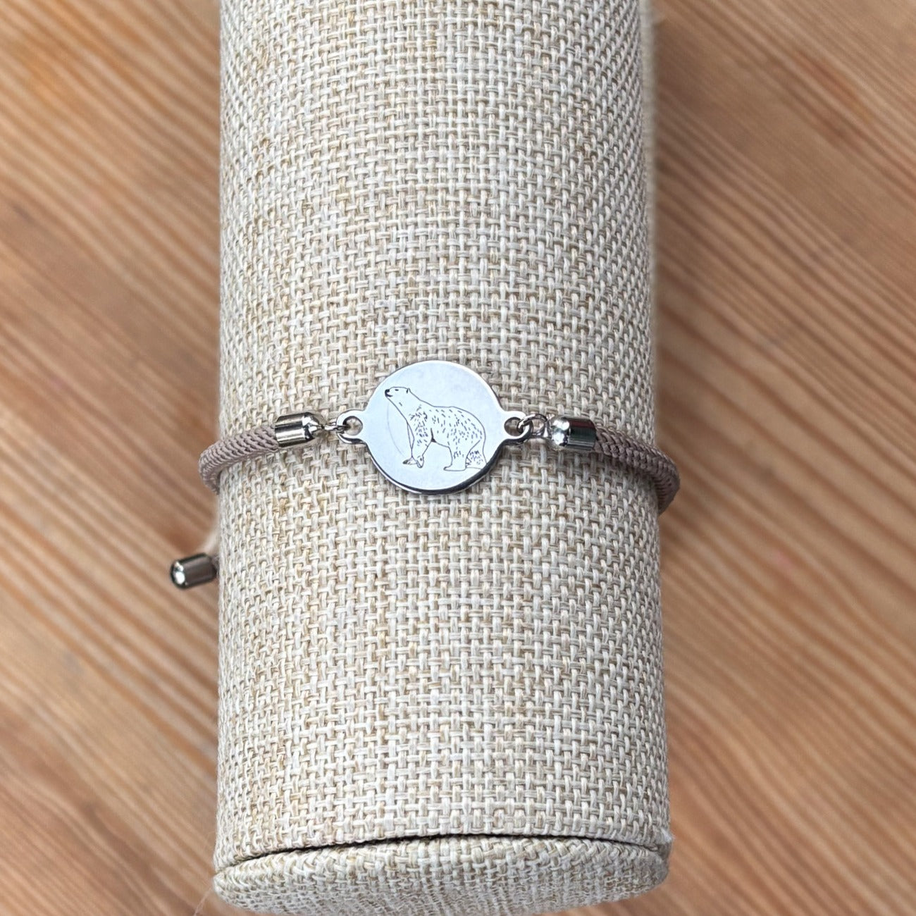 Polar bear 21mm round silver on textile cord sand beige