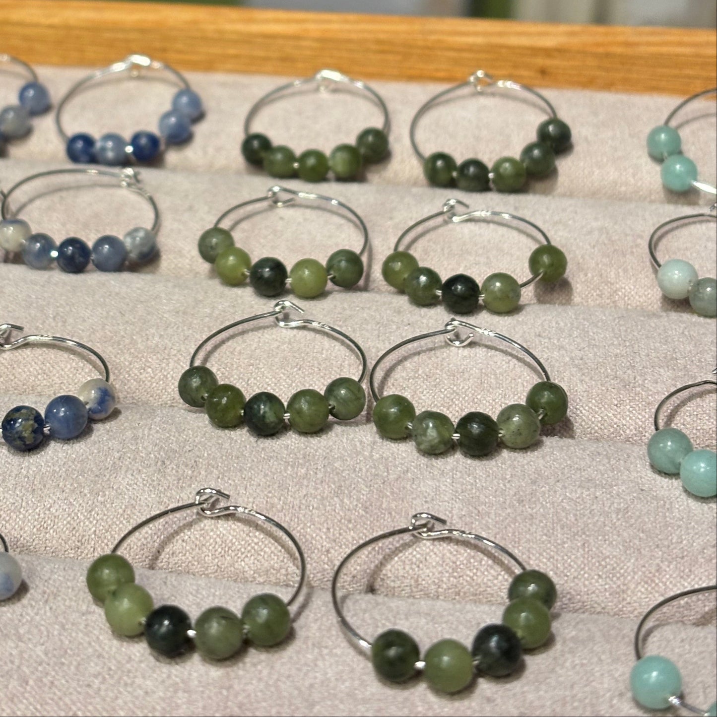 5x 4mm stone beads on 925 Silver hoops 20mm assorted