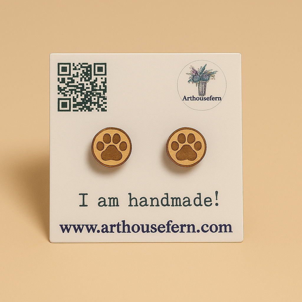 Paws 9x9mm wooden studs 925 silver back