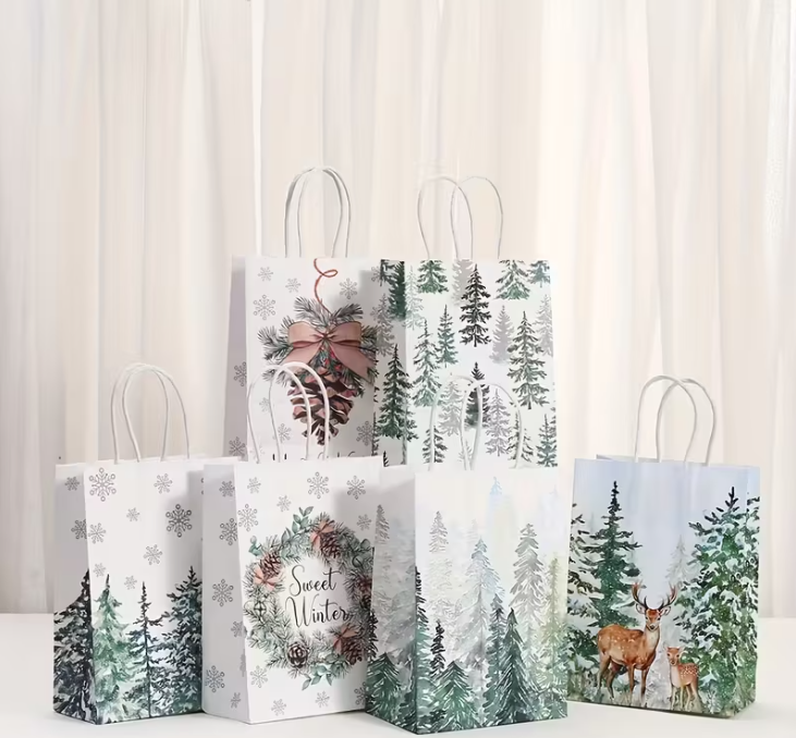 Paper gift bag- Forest theme 21x15cm