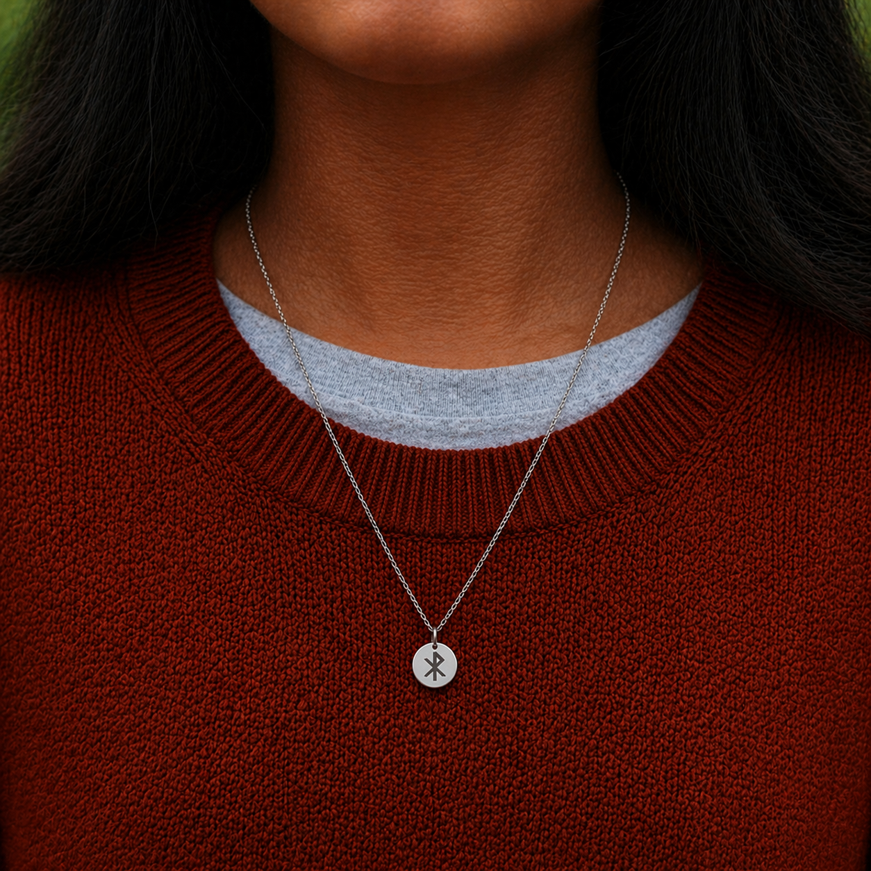 Single rune- Love 14mm round Gold SS on 45cm rope chain