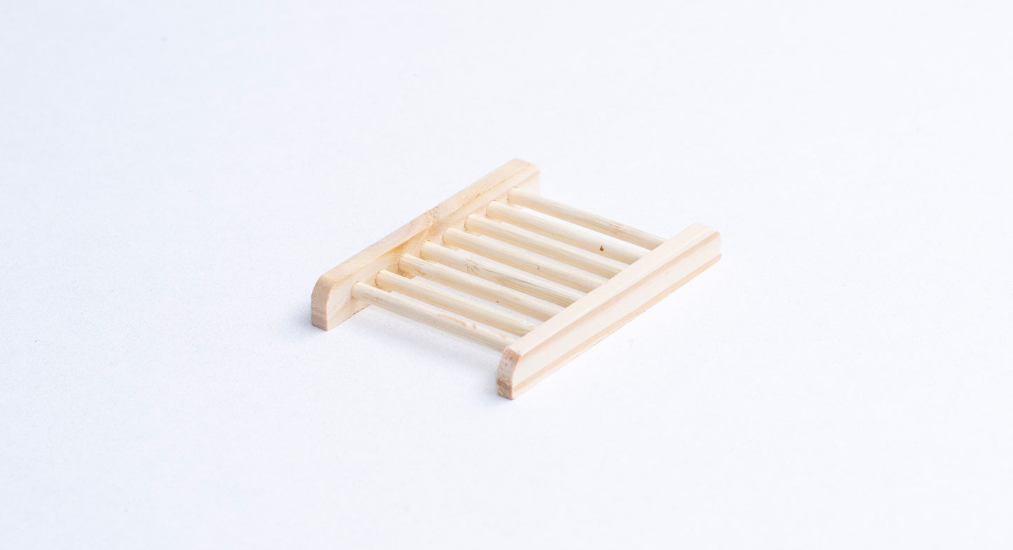 Jabonera con rejilla de madera