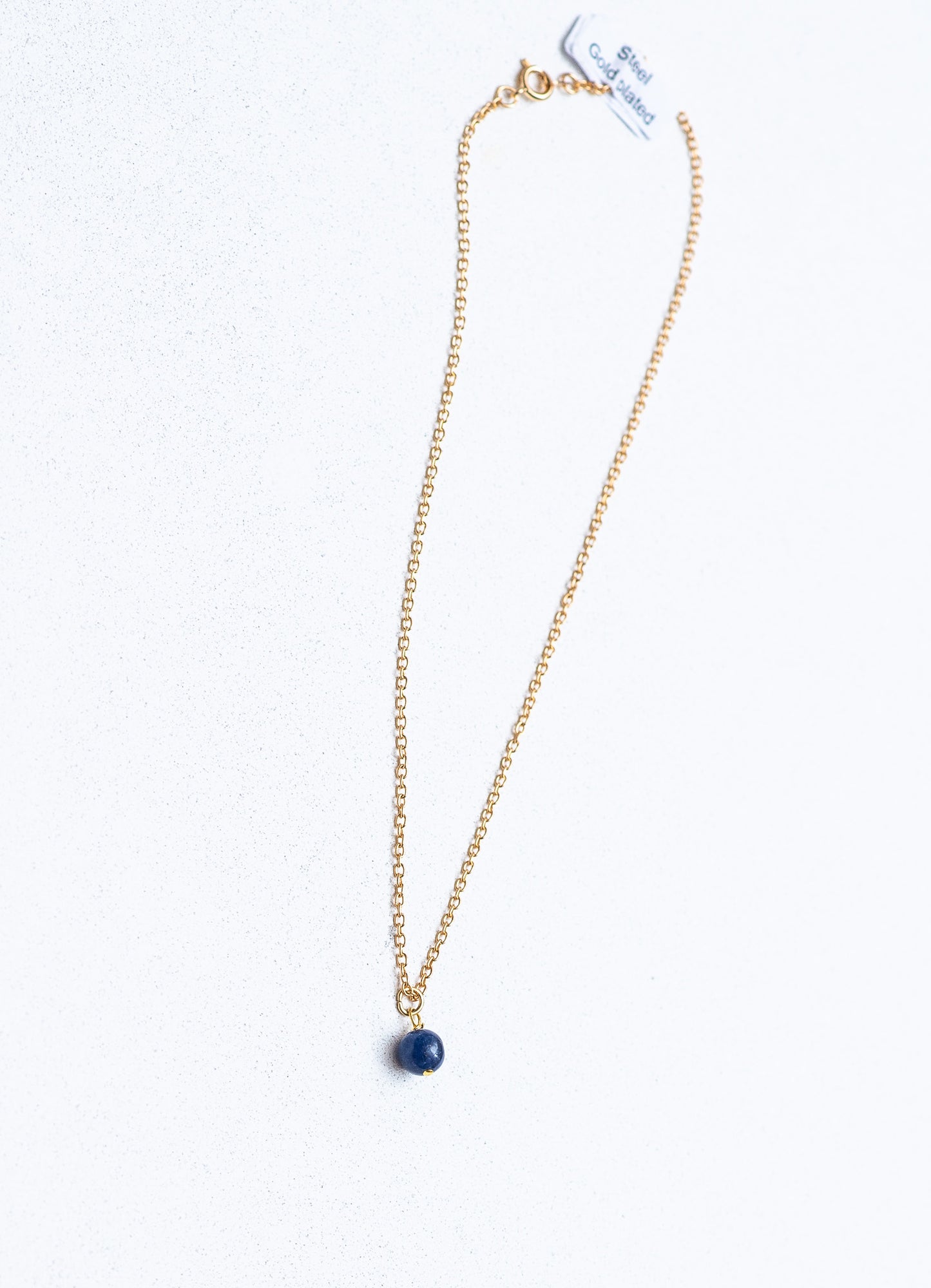 Collar de cuentas de piedra sodalita