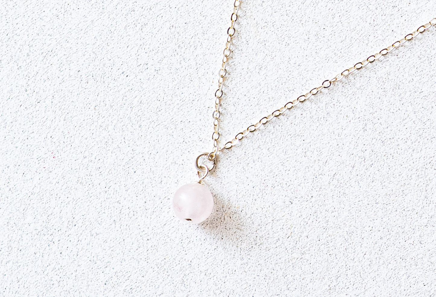 Rozenkwarts kralenketting